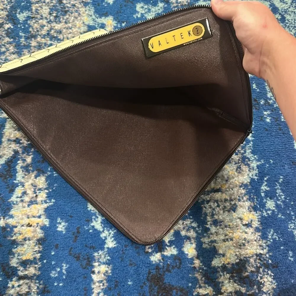 Valtek Z High End Synthetic Faux Leather Laptop Bag